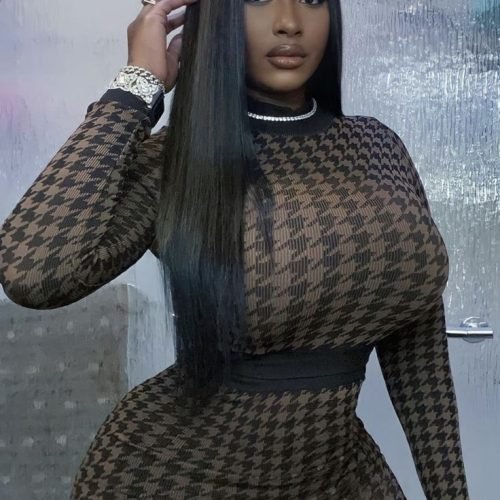Vanessa Royale – Jamaican phone sex girl in Birmingham wearing tight dress